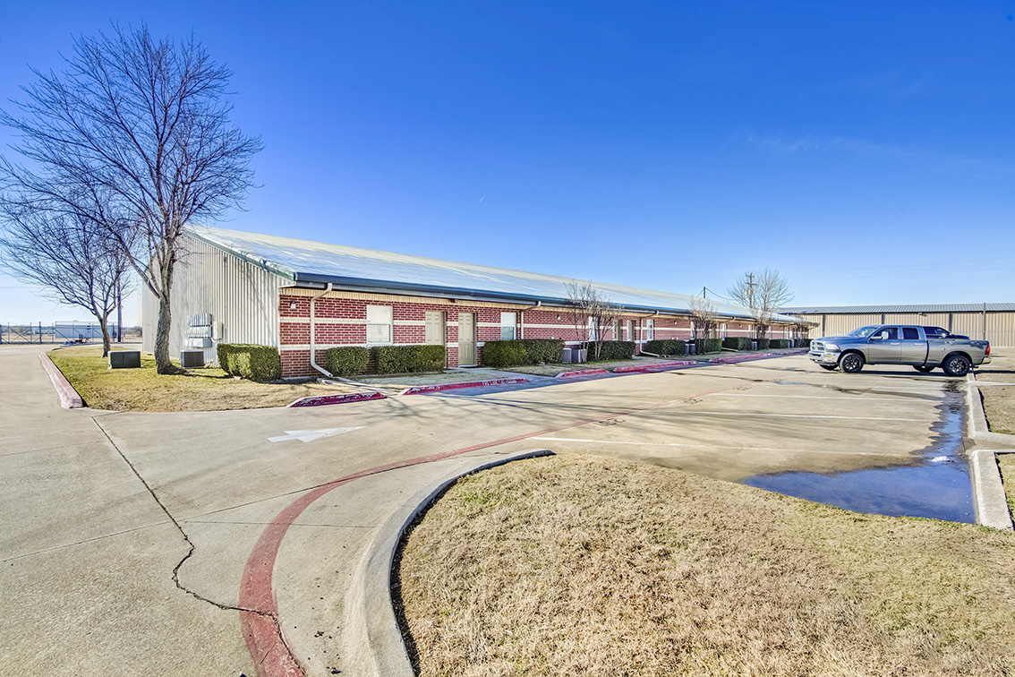 Office Space for Rent - Krum, Texas
